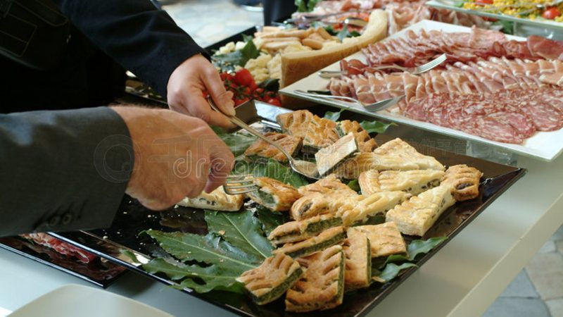 糖果店门头设计：打造吸引顾客的视觉焦点